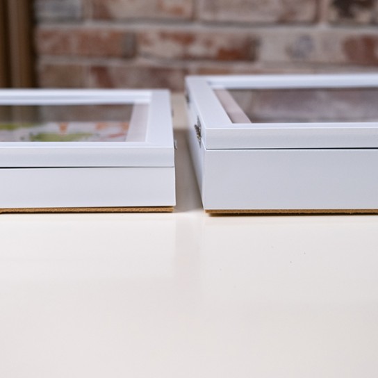 Рамка для детских рисунков белого цвета А4 увеличенного размера